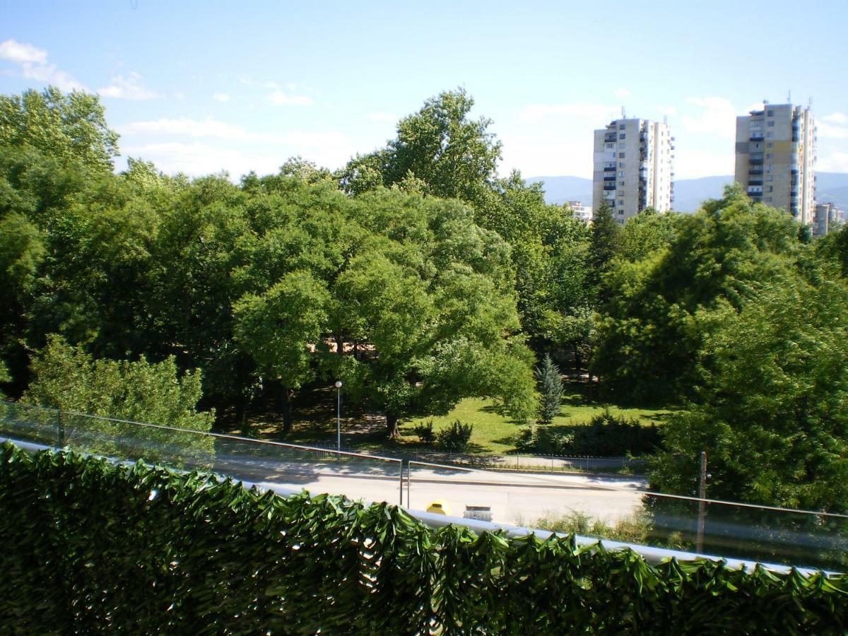Park View Apartment Plovdiv With Parking Exteriör bild